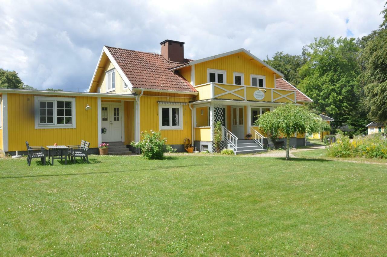 Hotel & Pensionat Bjoerkelund Stenbrohult  Exterior foto